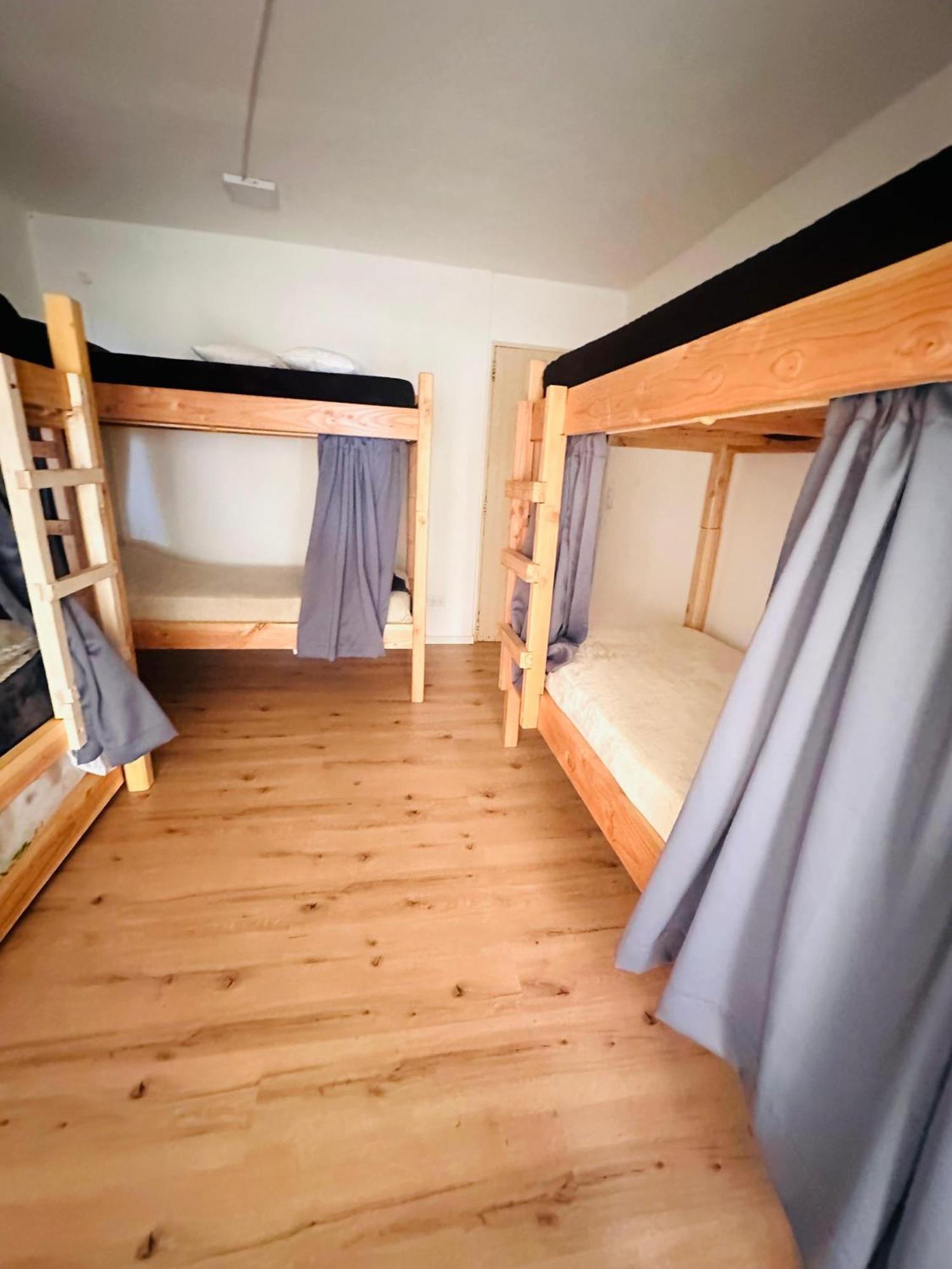 Travesia Sur Hostel 埃博森 外观 照片